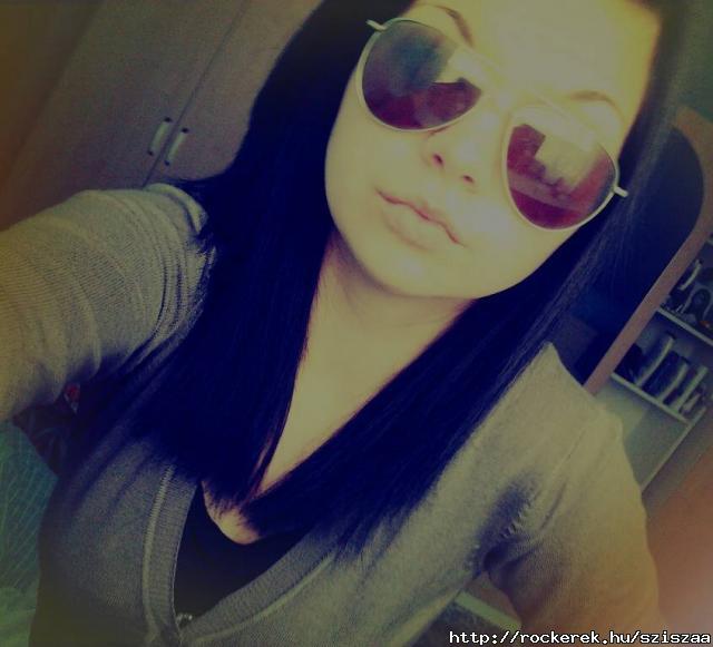 PicsArt_1334081882985-1