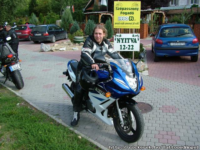 sznes ruha, nylonmotor:)