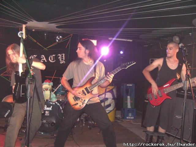 Mertht figurzni is kell...:P - Kislemezbemutat 2009