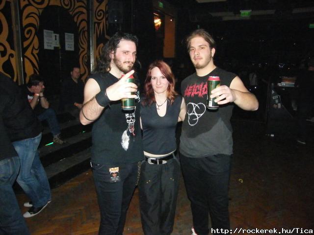Suicidal Angels tagokkal