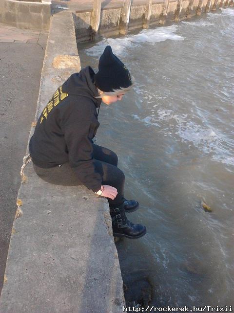 J, a Balcsi.. :D