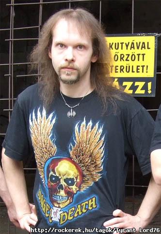Kutyval rztt terleten. Nem lttam a blkit, taln megijedt tlem? :)