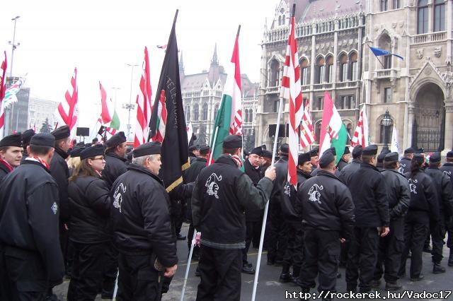 magyar garda kossuth ter.ashx