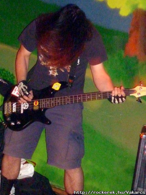 Concert:)