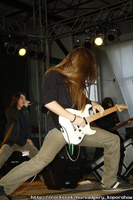 koncert ezerrel