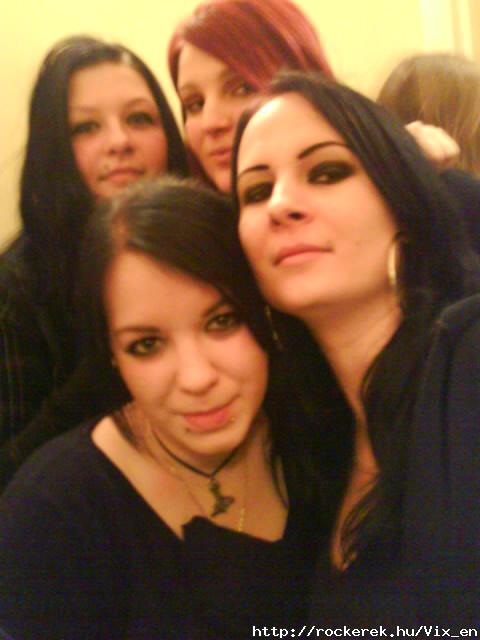 Csajos,Regina,Lejla,Dalma,n