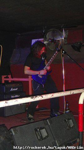 315071_201071303302707_874292067_n
