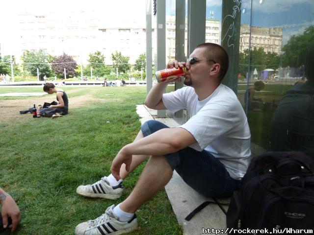 Magrt beszl... :)