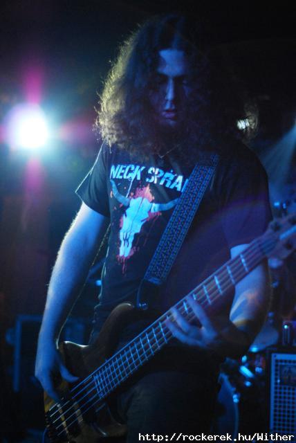 hosssz hajjal