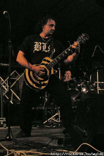 Me Live In Romania