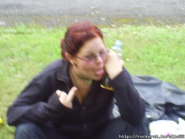 Balatone 2008.Sr,dagonya,s miegyms...a fots meg rszeg volt:)