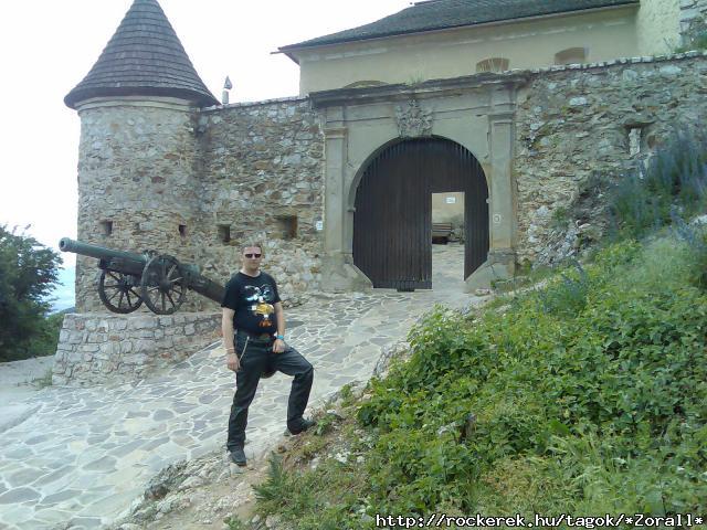 KRASZNAHORKA063