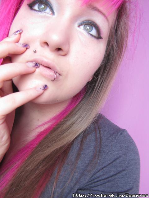 What`s that sound I hear? people`s voice... I fear...