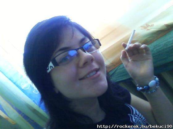user_12063233_1221215938060_box